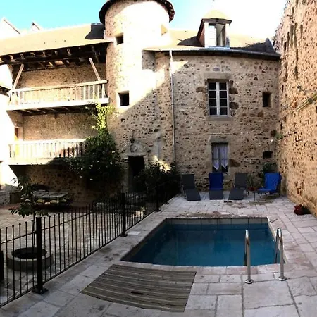 Hébergement de vacances De L'ancien College *