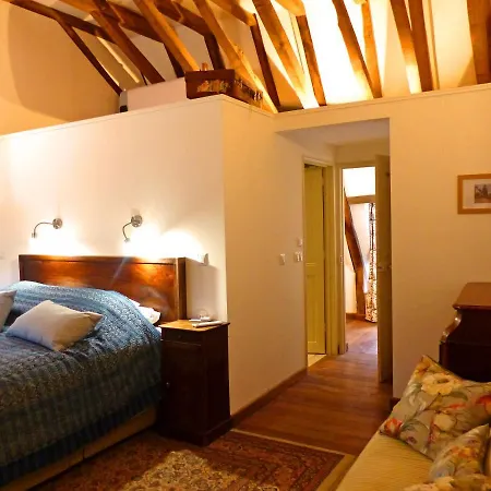 De L'ancien College Hébergement de vacances